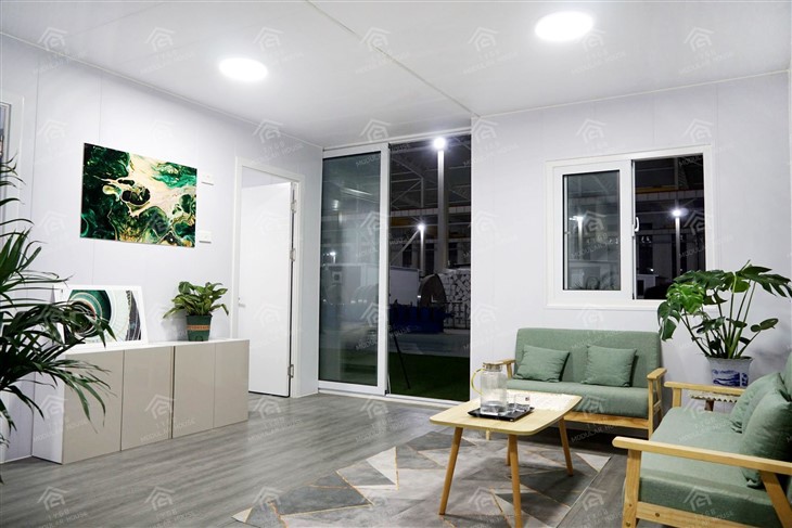 20ft 40ft Expandable Container House With Solar Energy